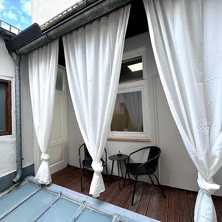 Lendloft: Altbaumodern & Lendviertel Chic Apartment *